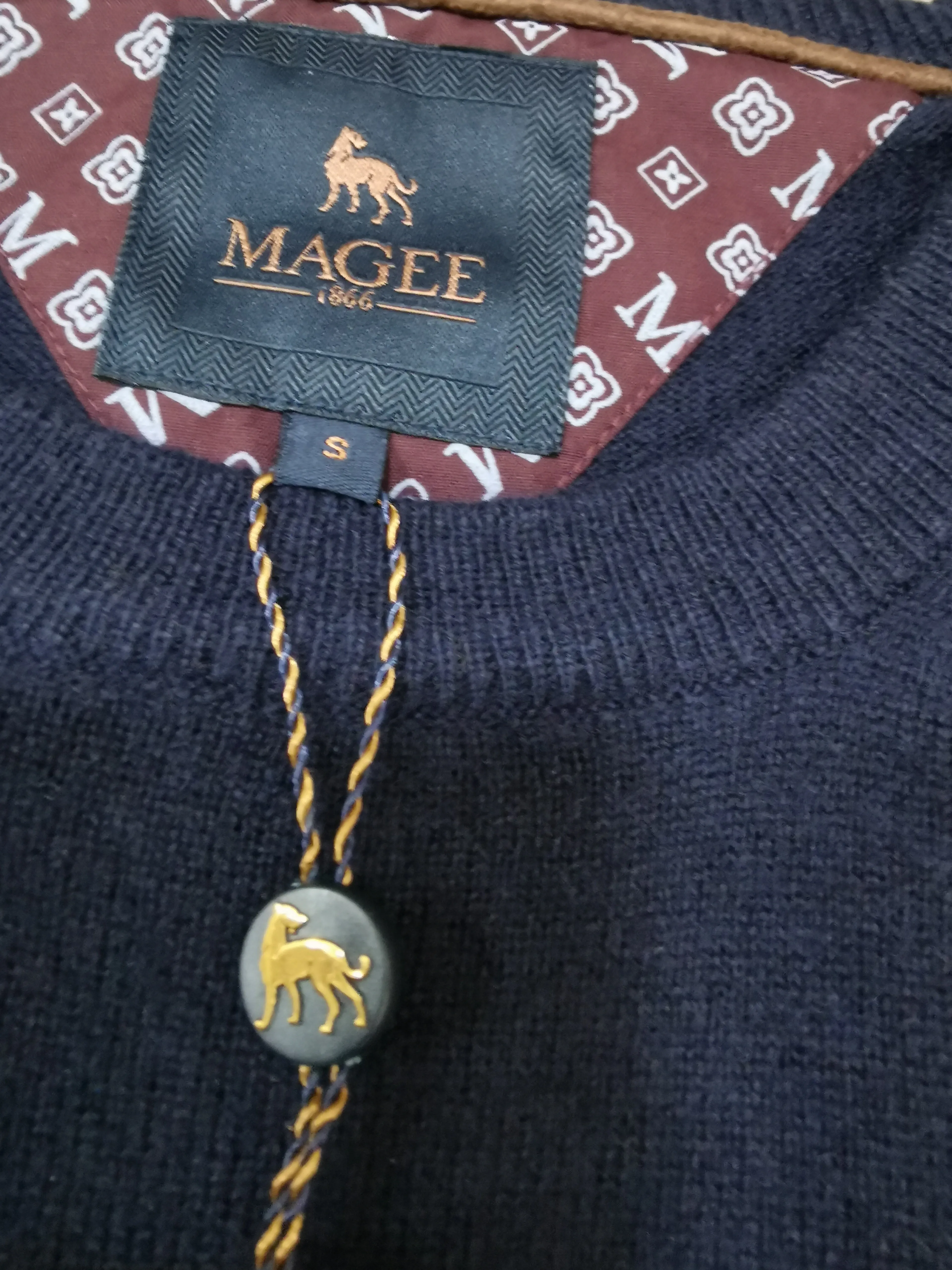 Magee - Lunnaigh, Lambswool Crew Knit, Navy